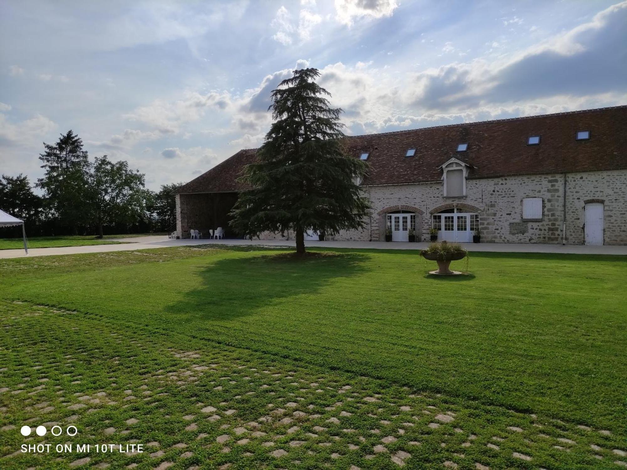 Domaine De La Ferme De Mont Acomodação com café da manhã Mormant Exterior foto